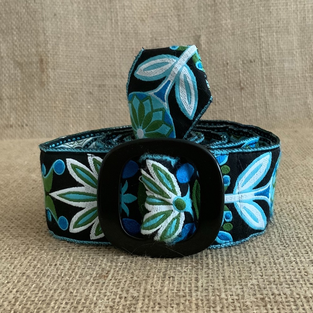 Reversible Adjustable Belt Floral Embroidery Black Blue White - Picture 2 of 5